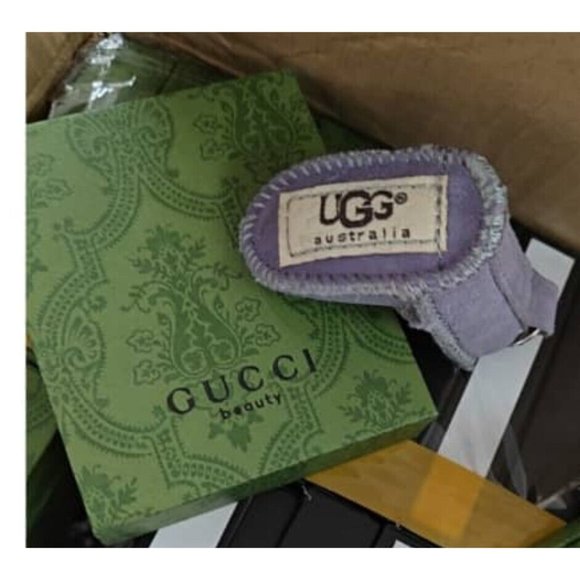 UGG Australia Suede Classy Boot Keychain Handbag Key Holder Assorted Colors READ - Picture 3 of 13
